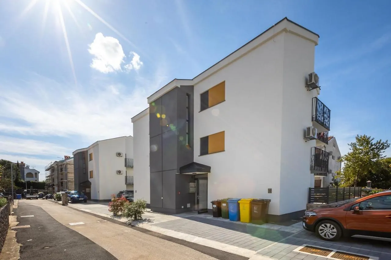 Magic Sunset Suite Malinska Apartment